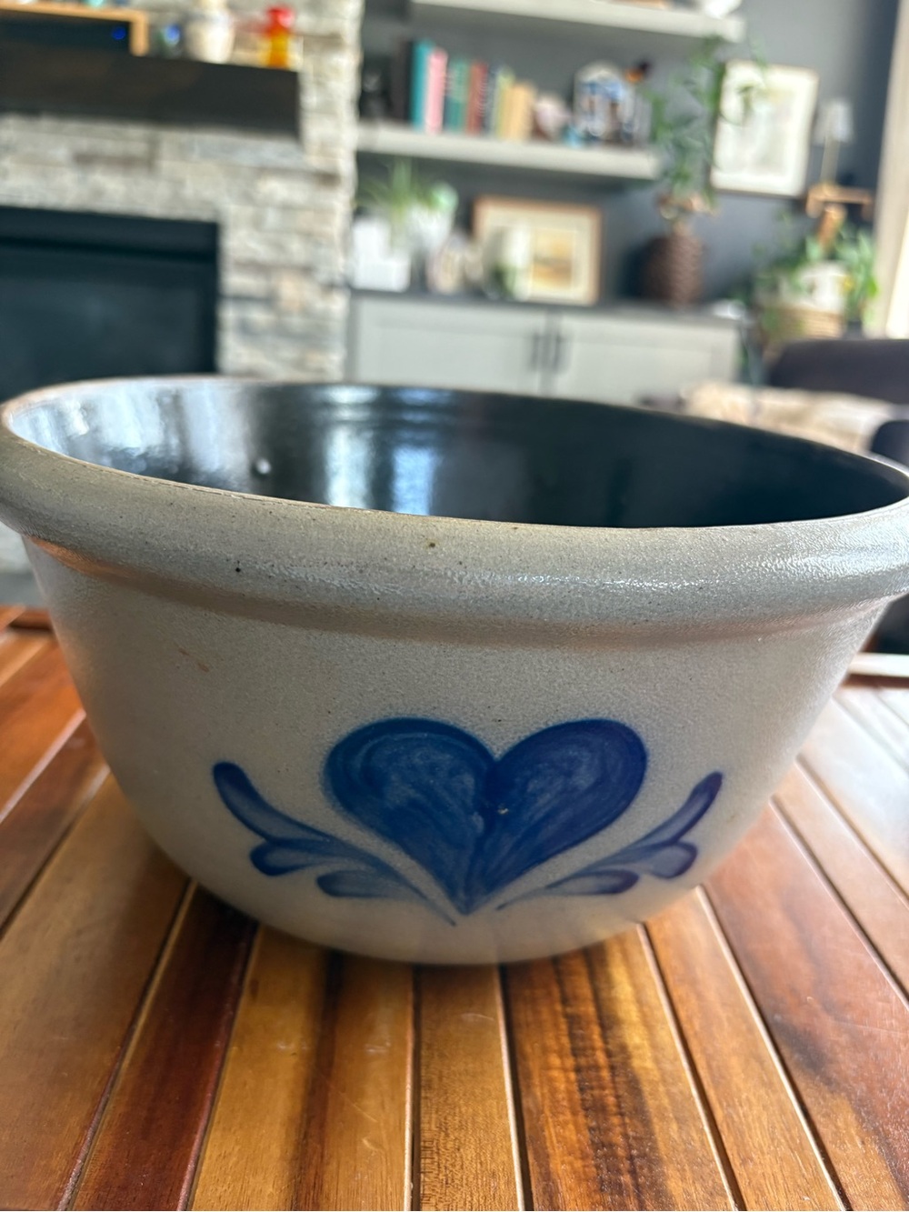 ROWE Pottery Works 2003 Large Glazed Stoneware Heart Bowl Signed